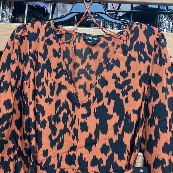 NWT,bebe Faux Wrap Tiered Skirt Dress,oramilt color - Picture 5 of 17